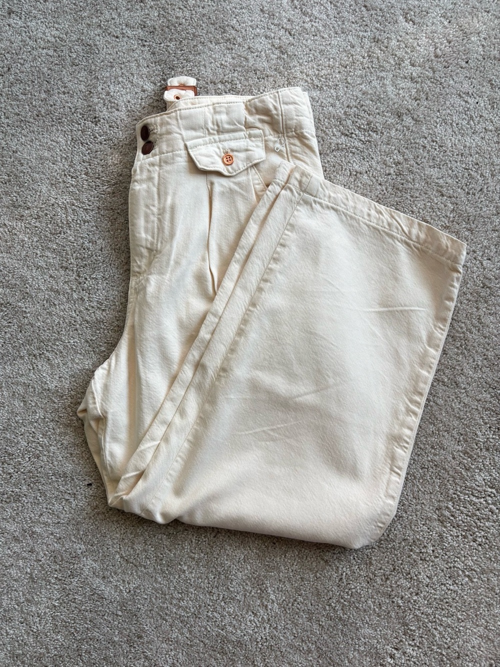 Pilcro Anthropologie Pleated Tapered Utility Trousers Sz 28 Cream Peg Leg